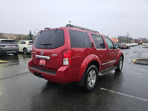 2012 Nissan Pathfinder Silver