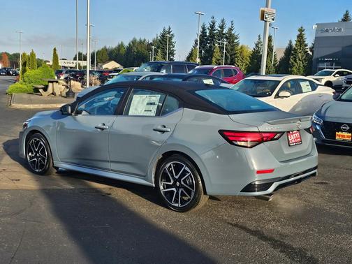 2025 Nissan Sentra SR