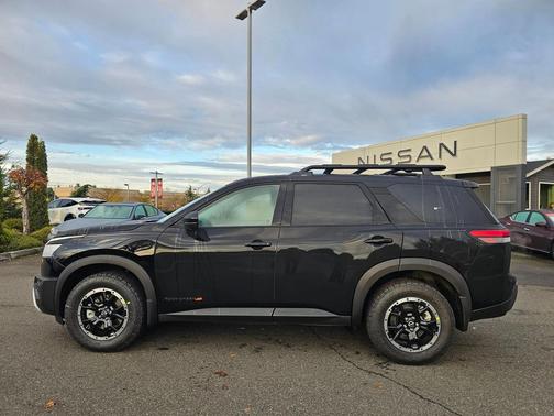 2025 Nissan Pathfinder Rock Creek 4WD