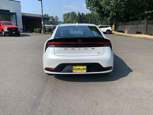 2023 Toyota Prius XLE