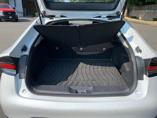 2023 Toyota Prius XLE