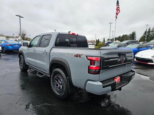 2025 Nissan Frontier PRO-4X