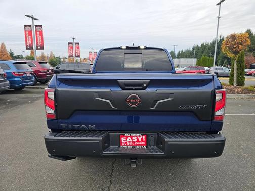 2024 Nissan Titan PRO-4X