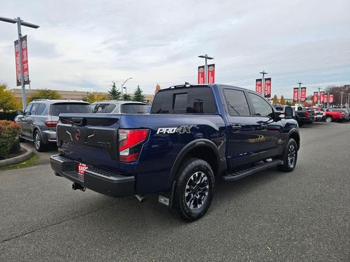 2024 Nissan Titan PRO-4X