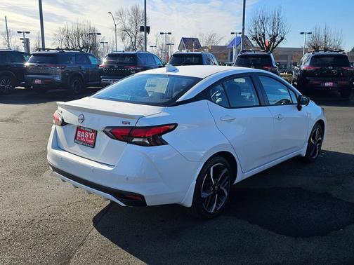 2025 Nissan Versa 1.6 S