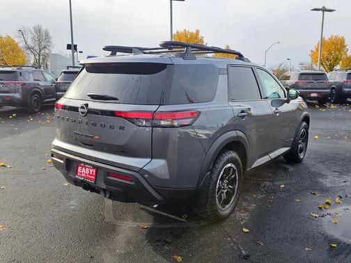 2025 Nissan Pathfinder Rock Creek 4WD