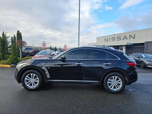 2017 INFINITI QX70 Base