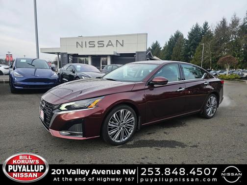 2025 Nissan Altima SL FWD