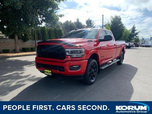 2022 RAM 3500 Laramie Crew Cab 4x4 8' Box