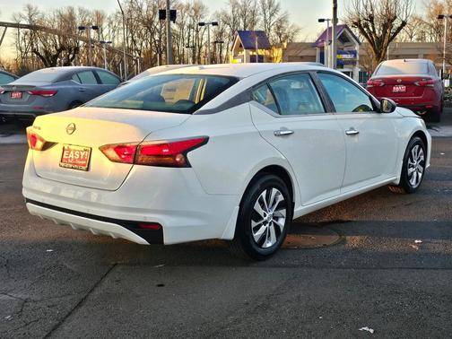 2025 Nissan Altima S FWD