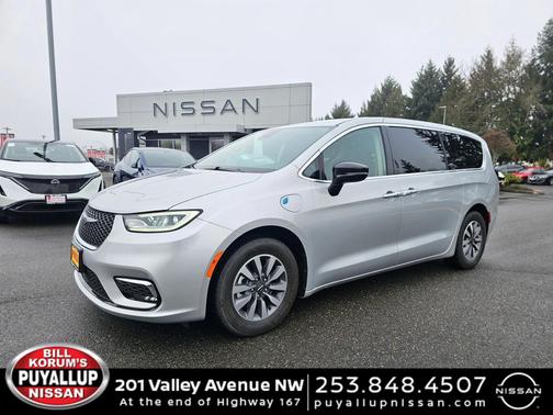 2024 Chrysler Pacifica Hybrid Select