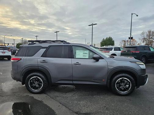 2025 Nissan Pathfinder Rock Creek 4WD