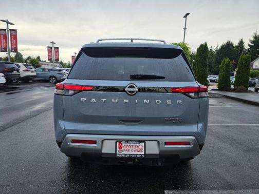 2024 Nissan Pathfinder Platinum