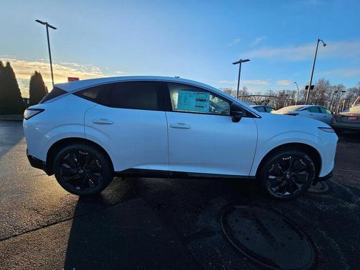 2025 Nissan Murano Platinum