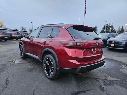 Scarlet Ember Tintcoat 2026 Nissan Rogue Dark Armor