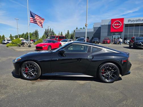 Black Diamond Pearl 2026 Nissan Z Performance