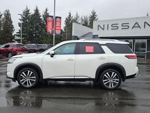2024 Nissan Pathfinder Platinum