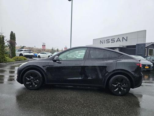 2024 Tesla Model Y Long Range Dual Motor All-Wheel Drive