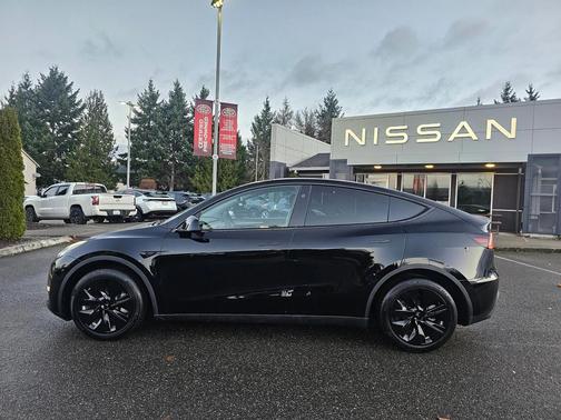 2024 Tesla Model Y Long Range Dual Motor All-Wheel Drive