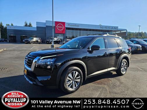 2025 Nissan Pathfinder SL 4WD