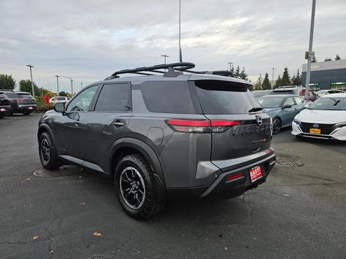 2025 Nissan Pathfinder Rock Creek 4WD
