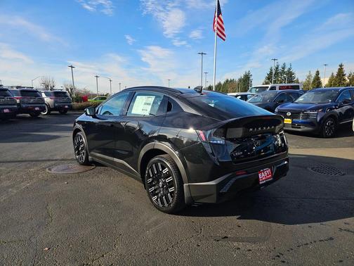 2026 Nissan Leaf PLATINUM+