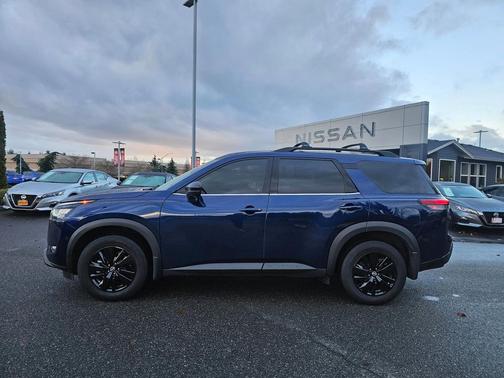 2024 Nissan Pathfinder SV 4WD