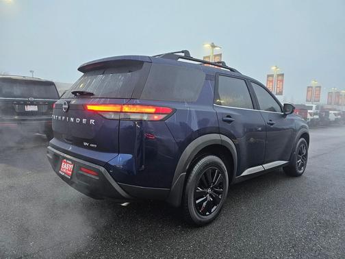 2024 Nissan Pathfinder SV 4WD