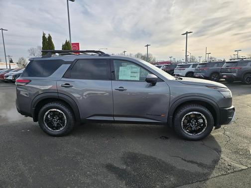2025 Nissan Pathfinder Rock Creek 4WD