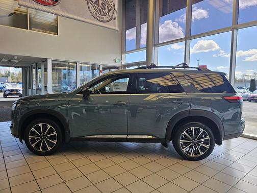 Baltic Teal 2026 Nissan Pathfinder Platinum
