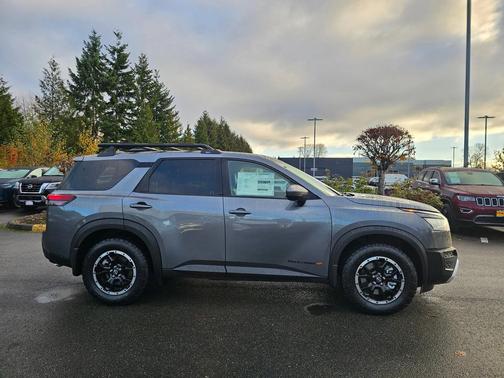 2025 Nissan Pathfinder Rock Creek 4WD