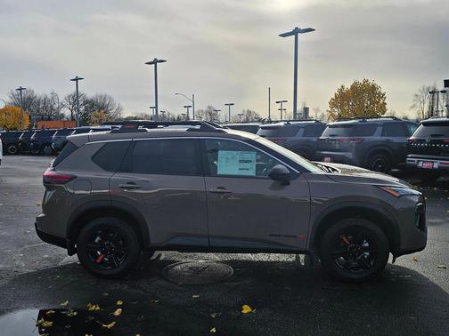 2025 Nissan Pathfinder Rock Creek 4WD