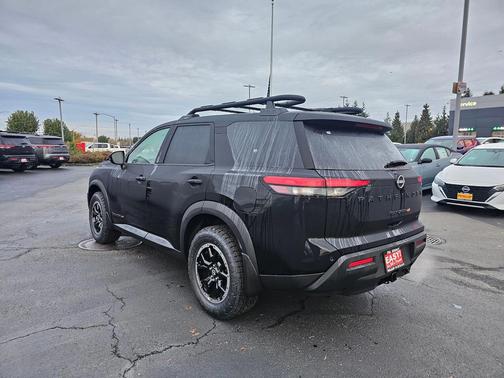 2025 Nissan Pathfinder Rock Creek 4WD