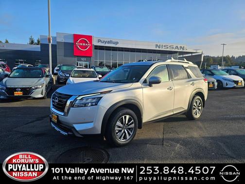 2025 Nissan Pathfinder SL 4WD
