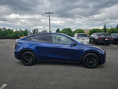 Deep Blue 2022 Tesla Model Y Long Range Dual Motor All-Wheel Drive