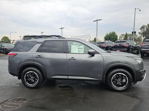 2025 Nissan Pathfinder Rock Creek 4WD