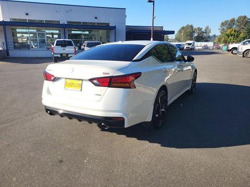 2024 Nissan Altima SR Intelligent AWD