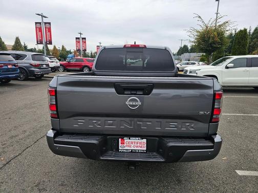 2024 Nissan Frontier SV