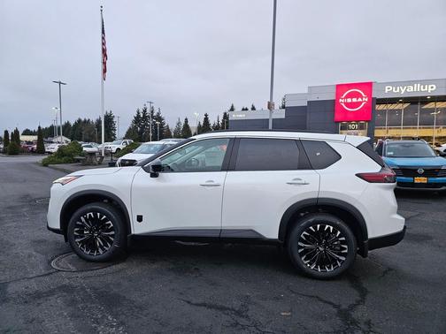 2026 Nissan Rogue Dark Armor