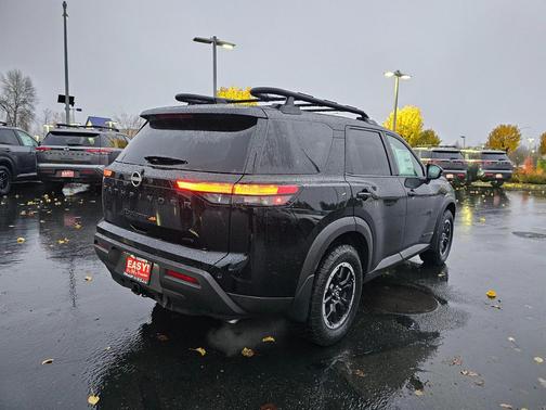 2025 Nissan Pathfinder Rock Creek 4WD
