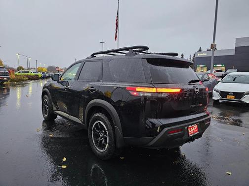2025 Nissan Pathfinder Rock Creek 4WD