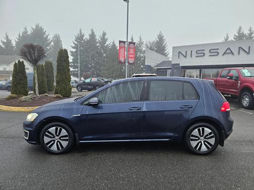 2016 Volkswagen e-Golf SEL Premium
