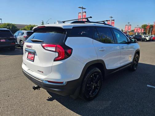 2023 GMC Terrain AWD AT4