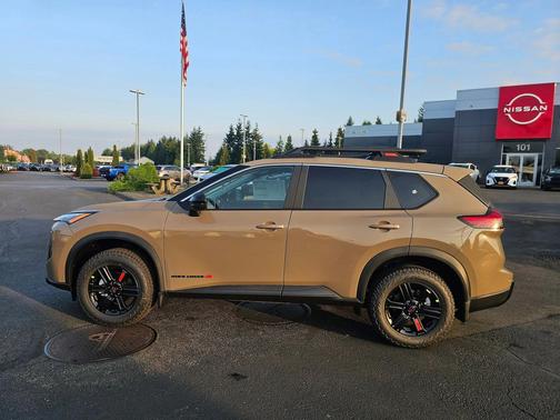 2026 Nissan Rogue Rock Creek