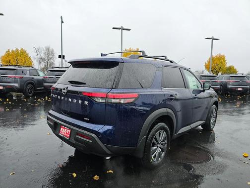 2025 Nissan Pathfinder SV 4WD