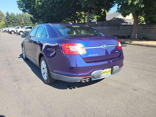 2011 Ford Taurus SEL