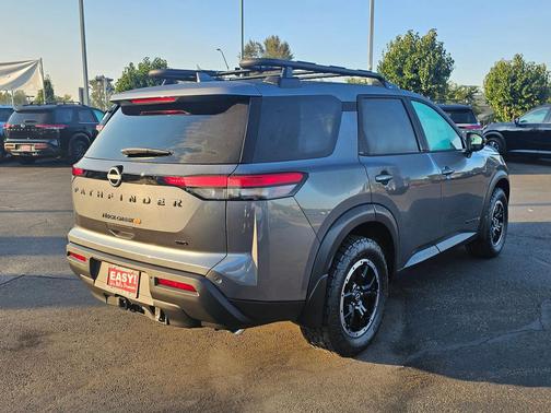 2025 Nissan Pathfinder Rock Creek 4WD