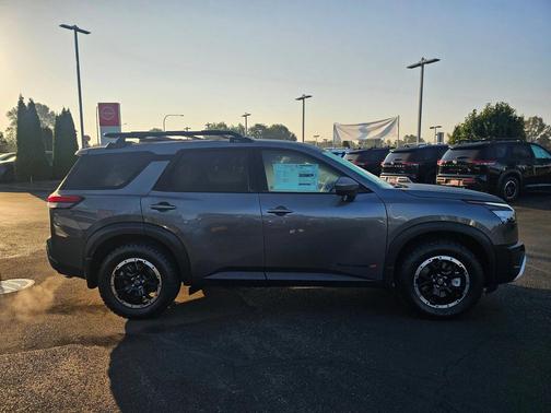 2025 Nissan Pathfinder Rock Creek 4WD