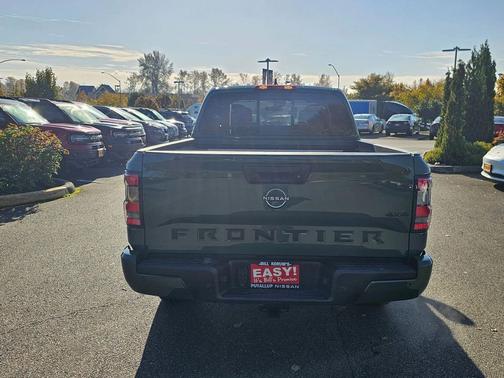 2026 Nissan Frontier SV