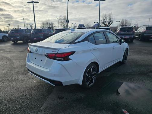 2025 Nissan Versa 1.6 S